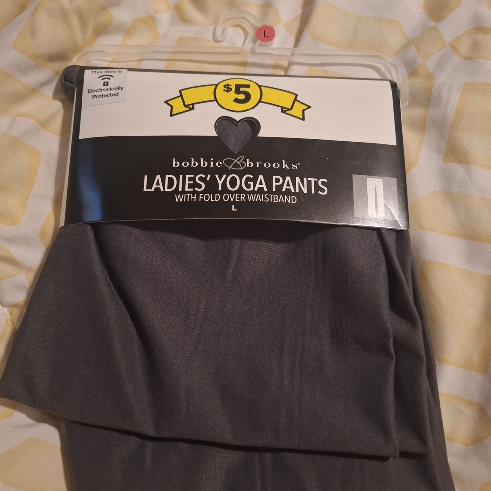 Bobbie Brooks Charcoal Ladies' Yoga Pants